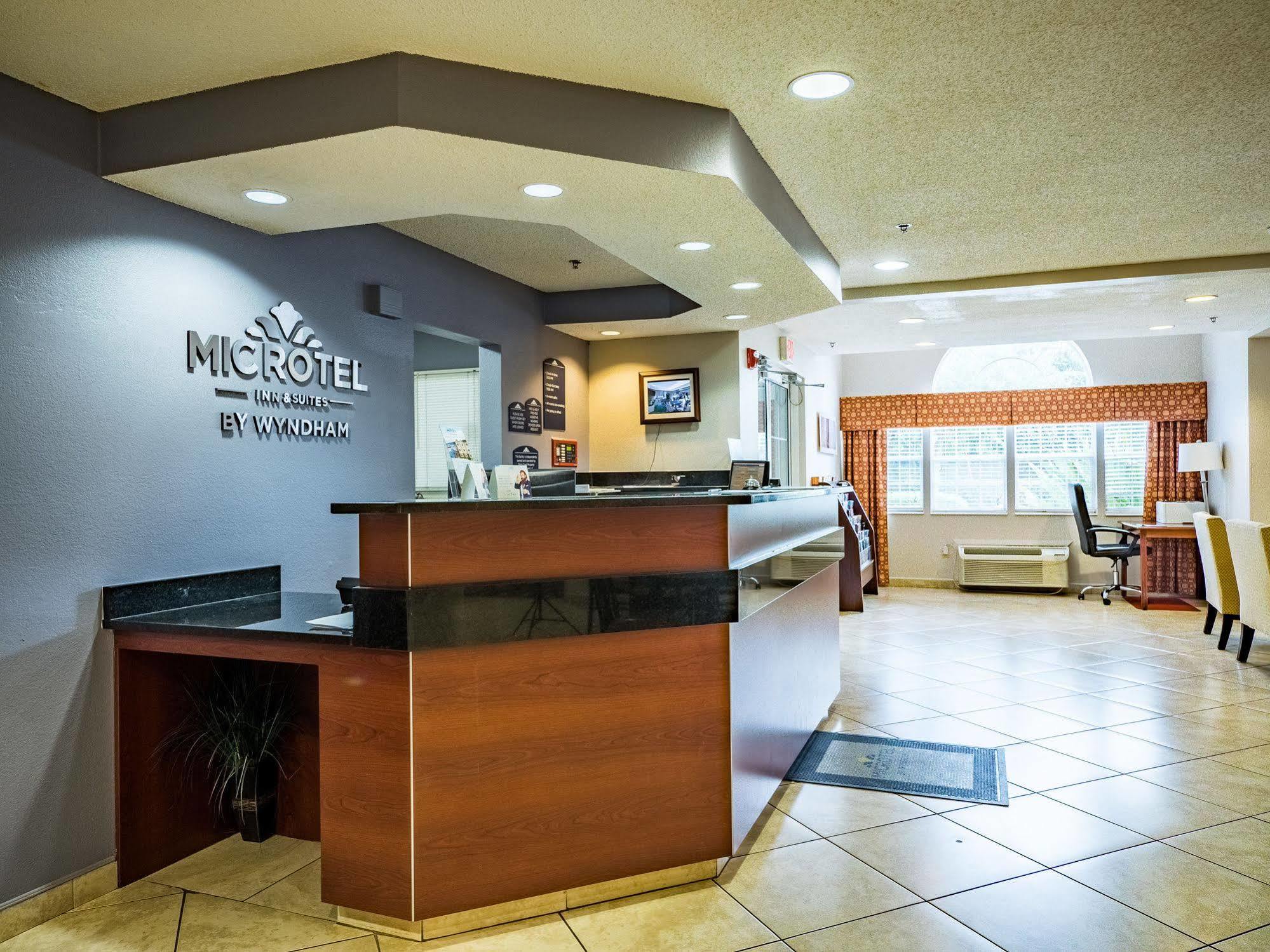 Microtel Inn & Suites By Wyndham Palm Coast I-95 Zewnętrze zdjęcie